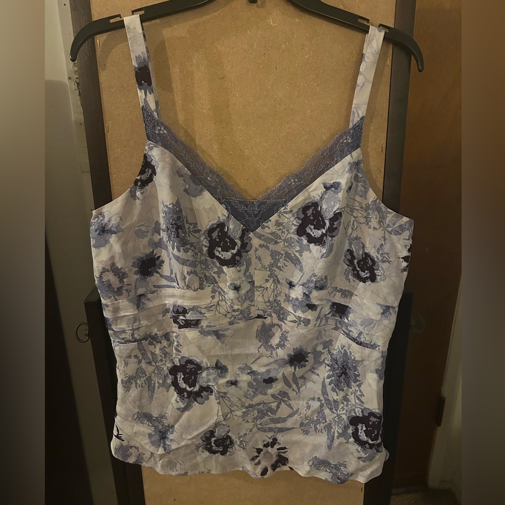 NWT Women’s Ann Taylor Size 14 Purple Floral Camisole